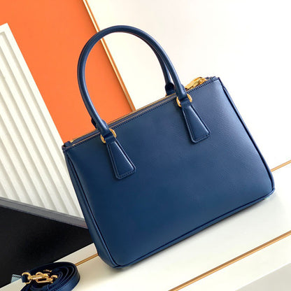 Medium Prada Galleria Saffiano leather bag