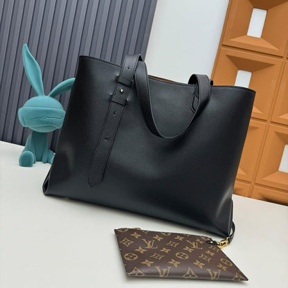 LV Low Key Cabas MM