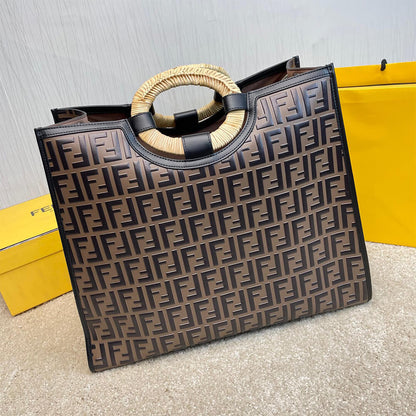 Fendi Medium Runaway Shopper Bag