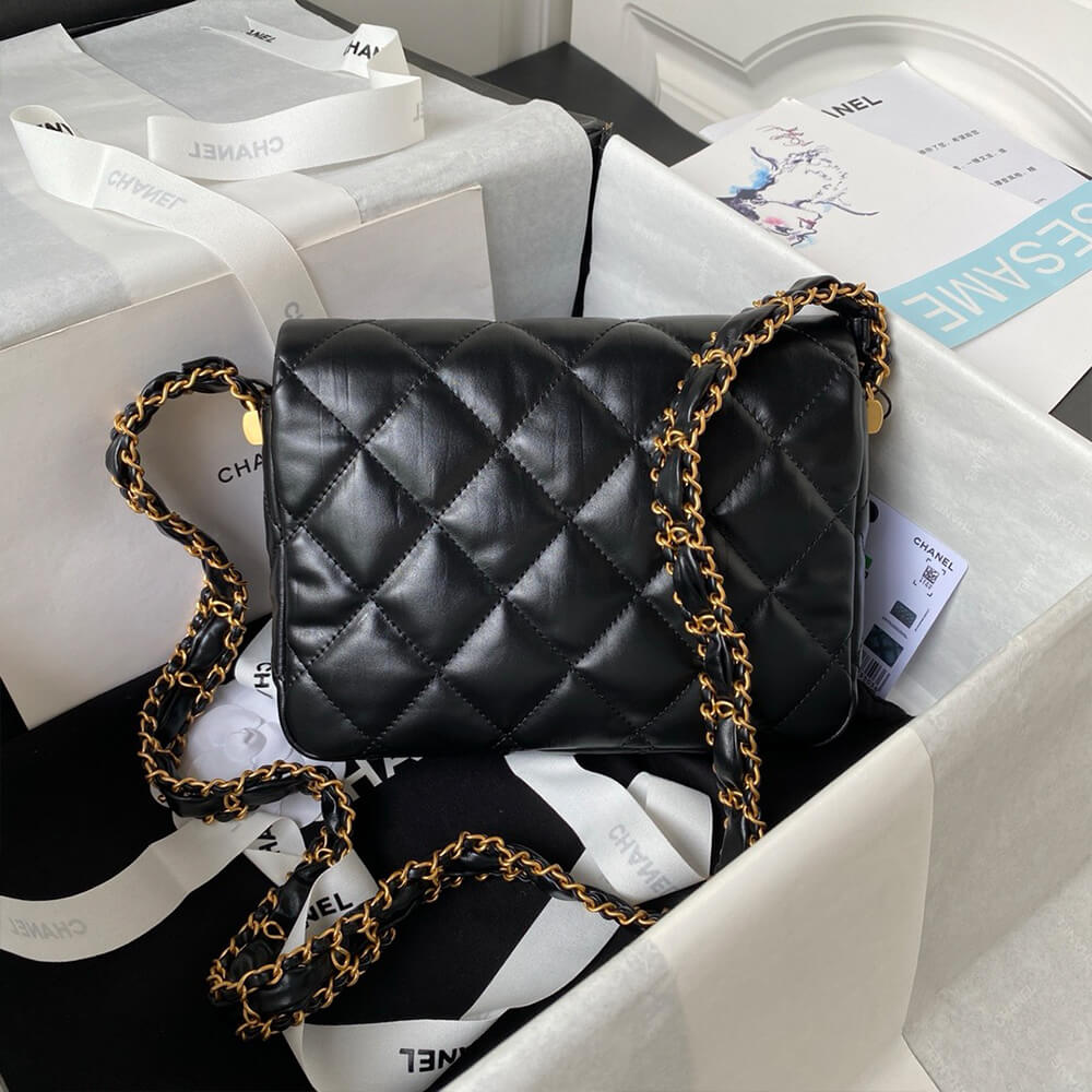 CHANEL MINI FLAP