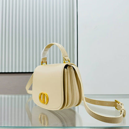 Medium 30 Montaigne Avenue Top Handle Bag