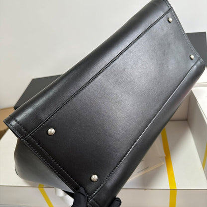 CHANEL Large Shopping Bag(high-end grade)