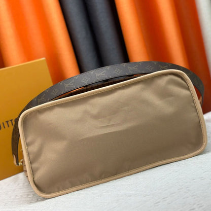 LV Neverfull Bandouli??re Inside Out GM