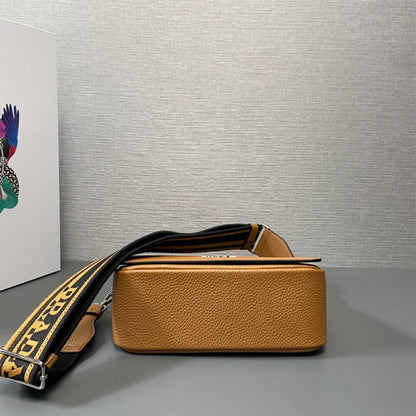 Prada Leather shoulder bag(high-end grade)