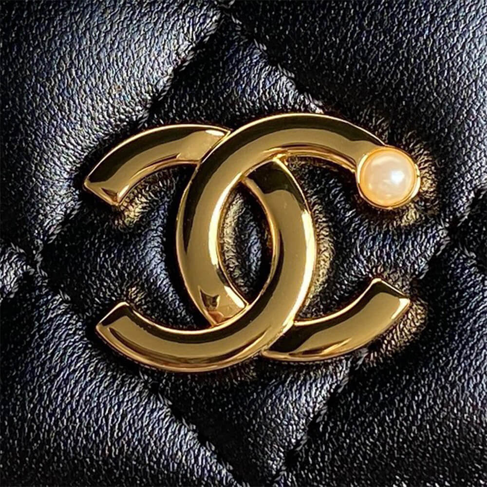 CHANEL Flap Phone Holder with Chain(HIGH-END GRADE)
