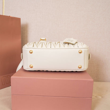 MIUMIU Medium Arcadie matelasse nappa Bag(HIGH-END GRADE)