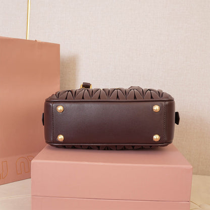 MIUMIU Medium Arcadie matelasse nappa Bag(HIGH-END GRADE)