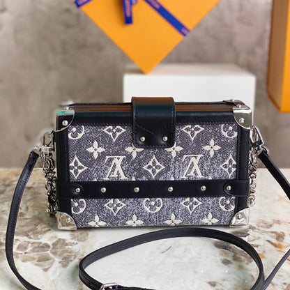 LV PETITE MALLE