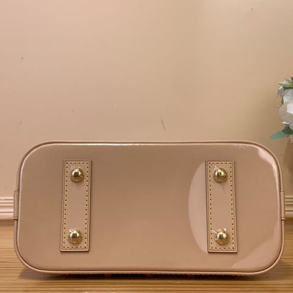 LV x TM Alma BB
