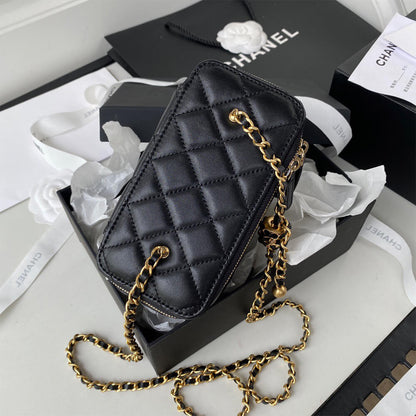 Chanel VANITY WITH CHAIN