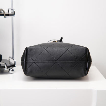 CHANEL Large Hobo Bag(HIGH-END GRADE)