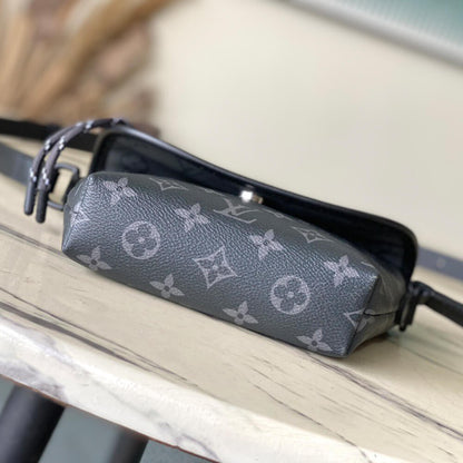 LV Pulse Wearable Wallet G65