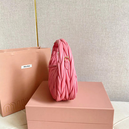 Small Wander matelasse nappa leather hobo bag(HIGH-END GRADE)
