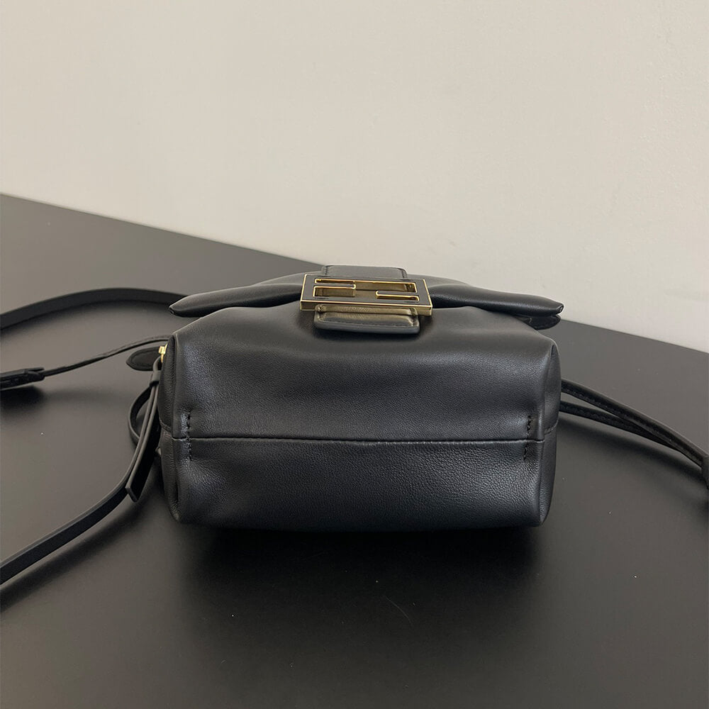 Fendi Mamma Baguette Small(high-end grade)