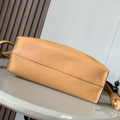 Loewe Mini Flamenco clutch in nappa calfskin(HIGH-END GRADE)