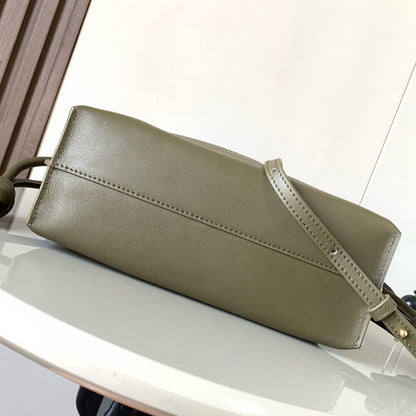 Loewe Mini Flamenco clutch in nappa calfskin(HIGH-END GRADE)