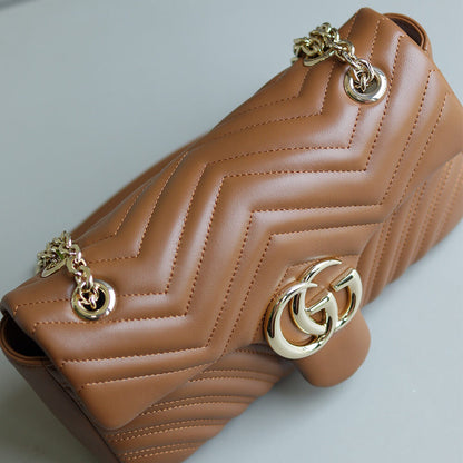 NEW GG Marmont medium shoulder bag
