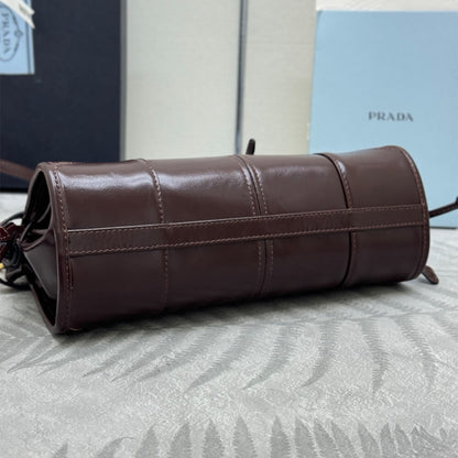 Prada Bonnie small leather shoulder bag(HIGH-END GRADE)