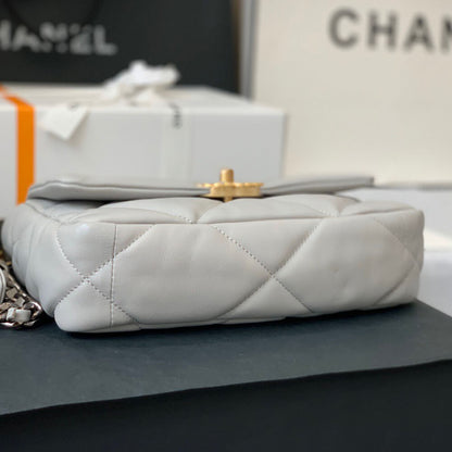 CHANEL 19 Handbag