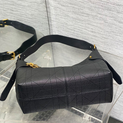Dior Medium Dior Voyage Bag(HIGH-END GRADE)