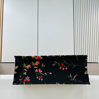 LARGE DIOR BOOK TOTE