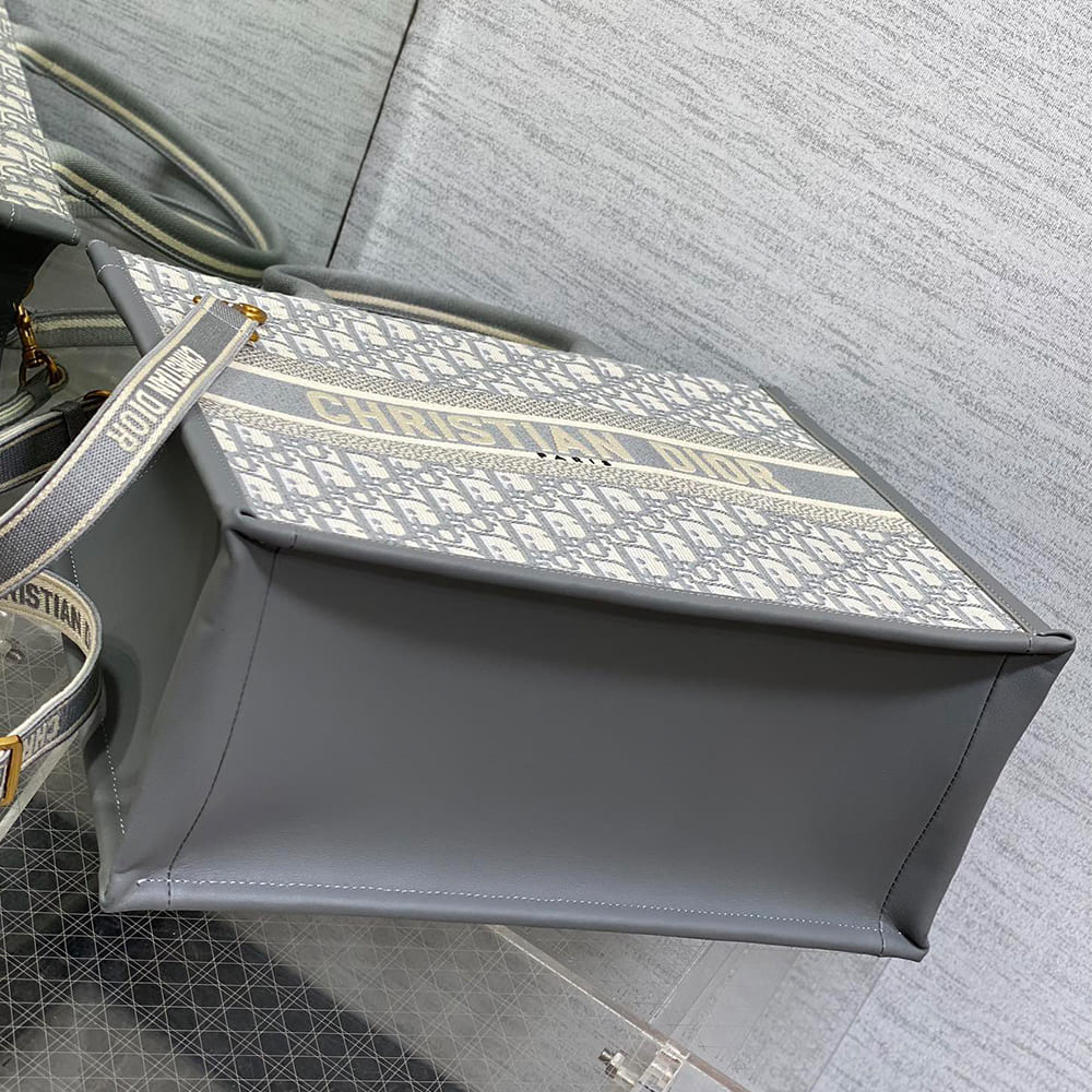 Dior Medium Dior Book Tote