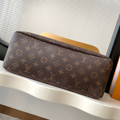 LV Shopper Tote MM