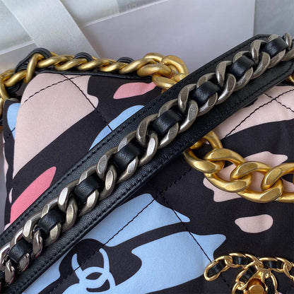 CHANEL 19 HANDBAG