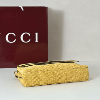 Gucci Medium shoulder bag with chain(HIGH-END GRADE)