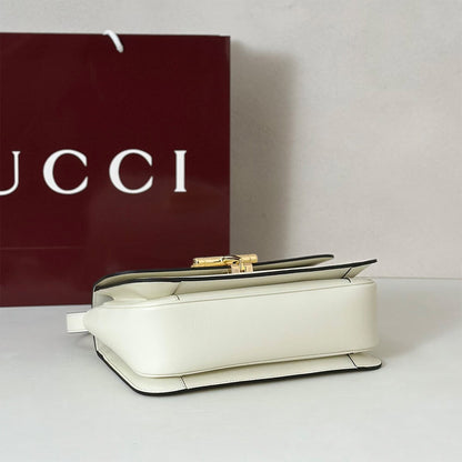 Gucci Siena medium top handle bag(HIGH-END GRADE)