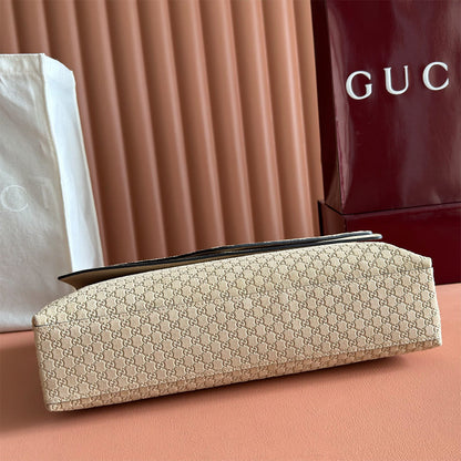 Gucci Large shoulder bag with chain(HIGH-END GRADE)