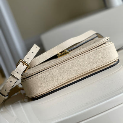 LV Pochette Metis(HIGH-END GRADE)