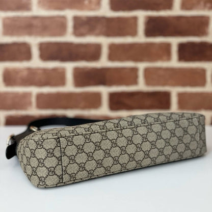 GG Emblem medium shoulder bag