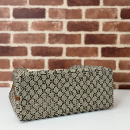 GG Emblem medium tote bag