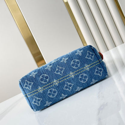 LV Hills Pochette