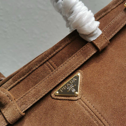 Prada Large leather handbag(high-end grade)