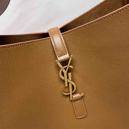 YSL LE 5 ?? 7 supple LARGE