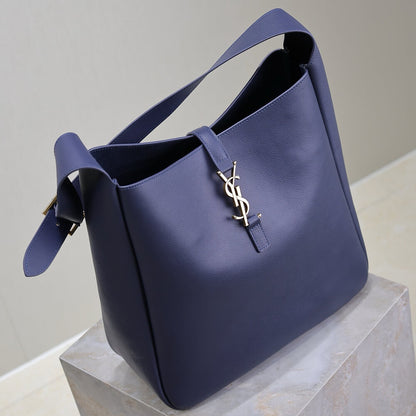 YSL LE 5 ?? 7 supple LARGE