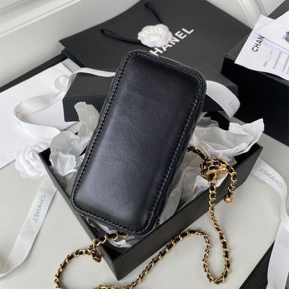 Chanel VANITY WITH CHAIN