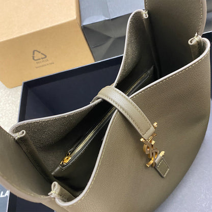 YSL le 5 a 7 supple small