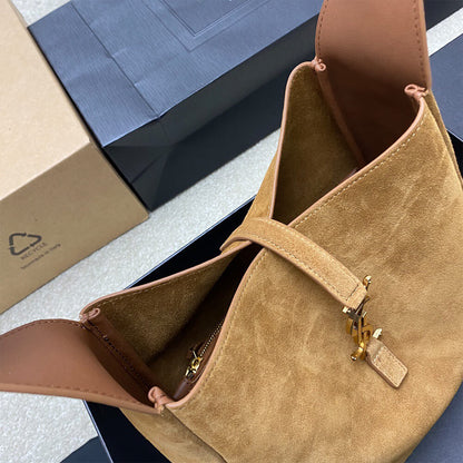 YSL le 5 a 7 supple small suede