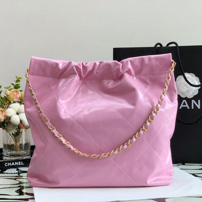CHANEL 22 SMALL HANDBAG