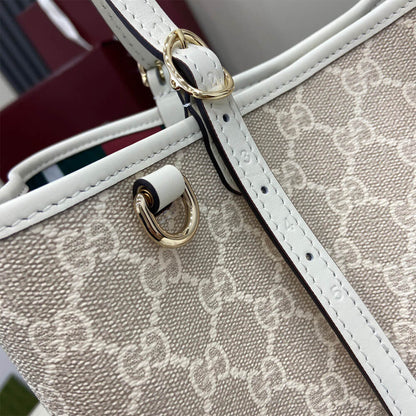 GG Emblem medium tote bag