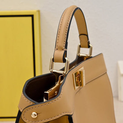 FENDI Peekaboo ISeeU Small(high-end grade)