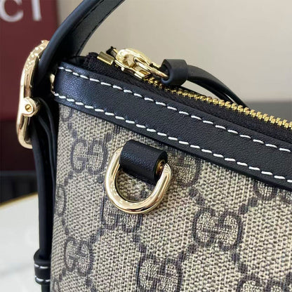 GG Emblem medium shoulder bag