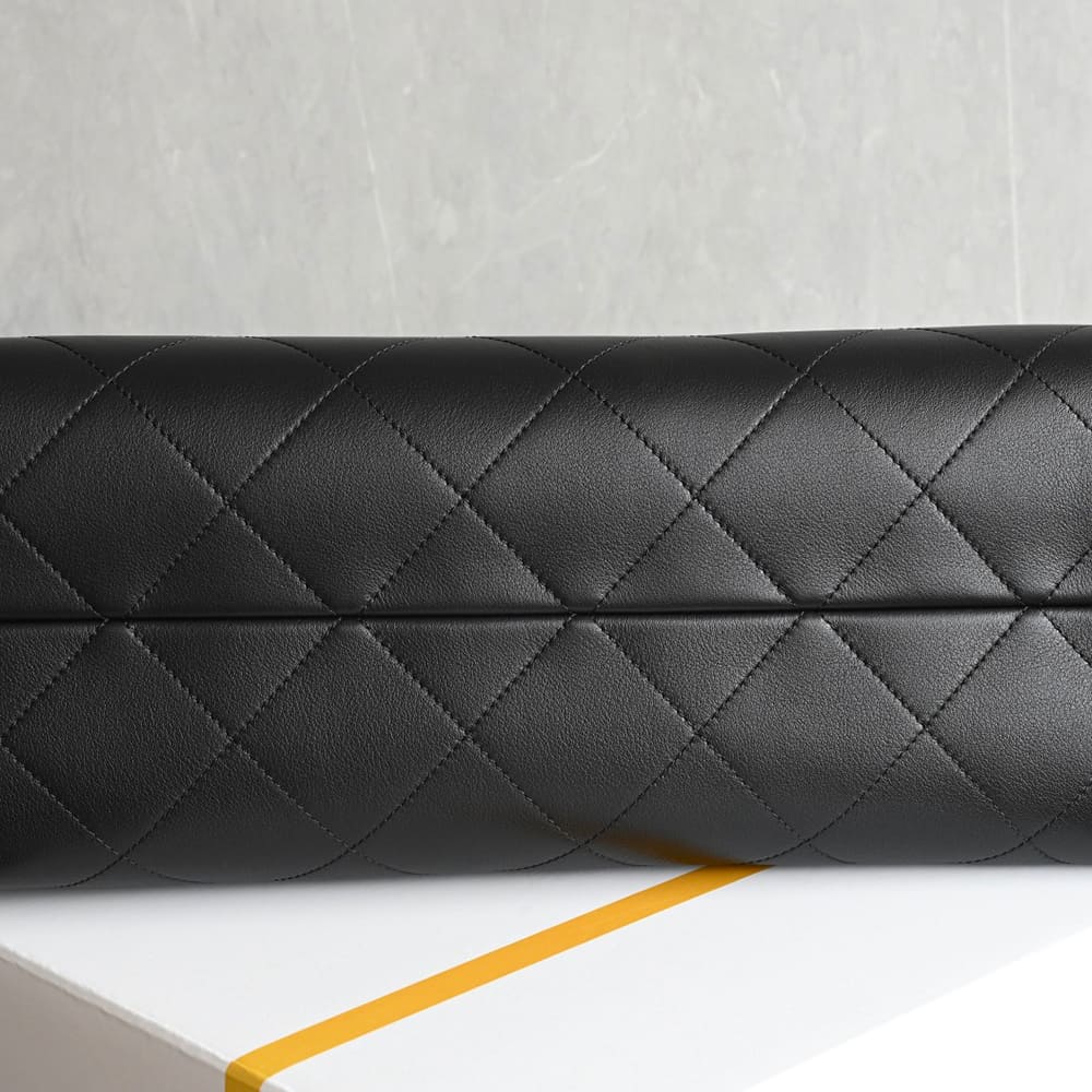 CHANEL Shopping Bag(HIGH-END GRADE)