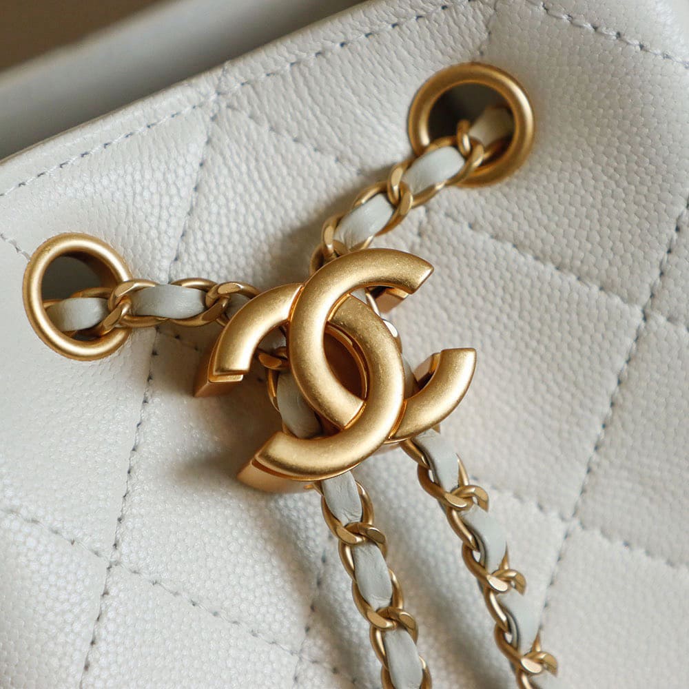 CHANEL 25 Medium Backpack(HIGH-END GRADE)