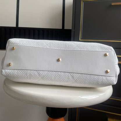 Chanel MAXI SHOPPING BAG(HIGH-END GRADE)