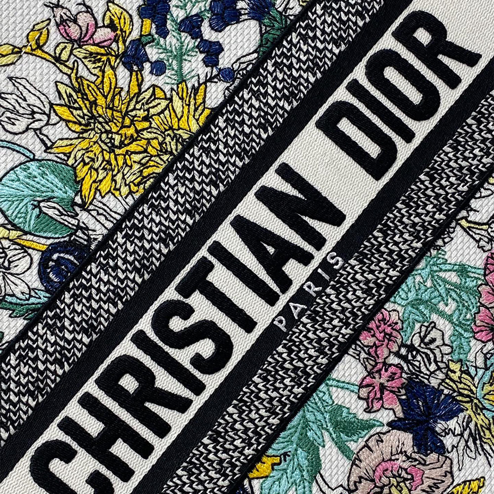 Dior Lucky Medium Dior Book Tote