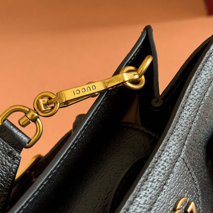Gucci New Diana small tote bag(HIGH-END GRADE)